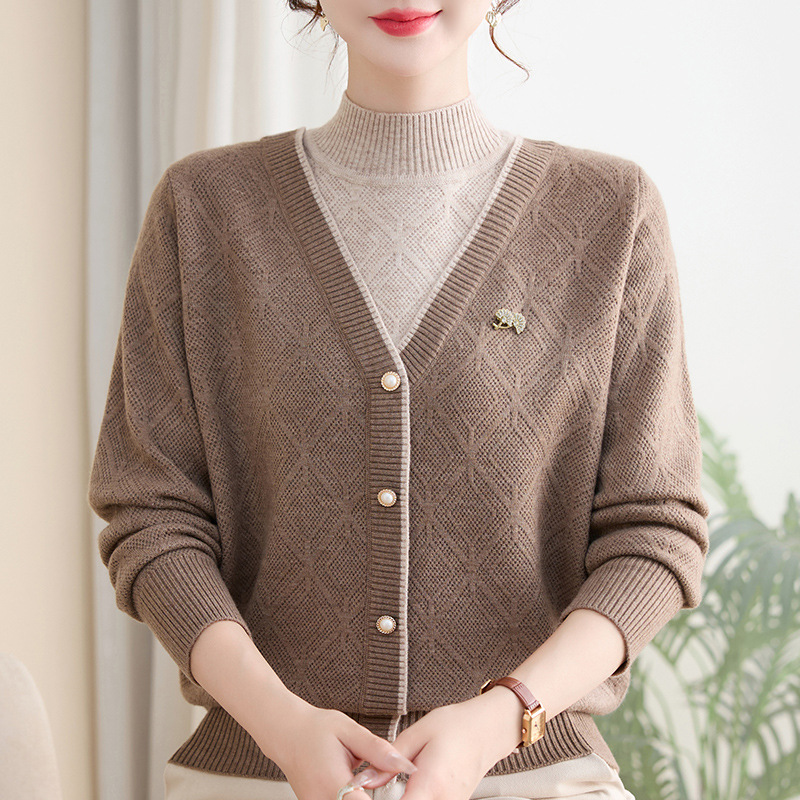 妈妈装春秋季针织假两件洋气打底衫新款中年妇女冬装加绒保暖毛衣